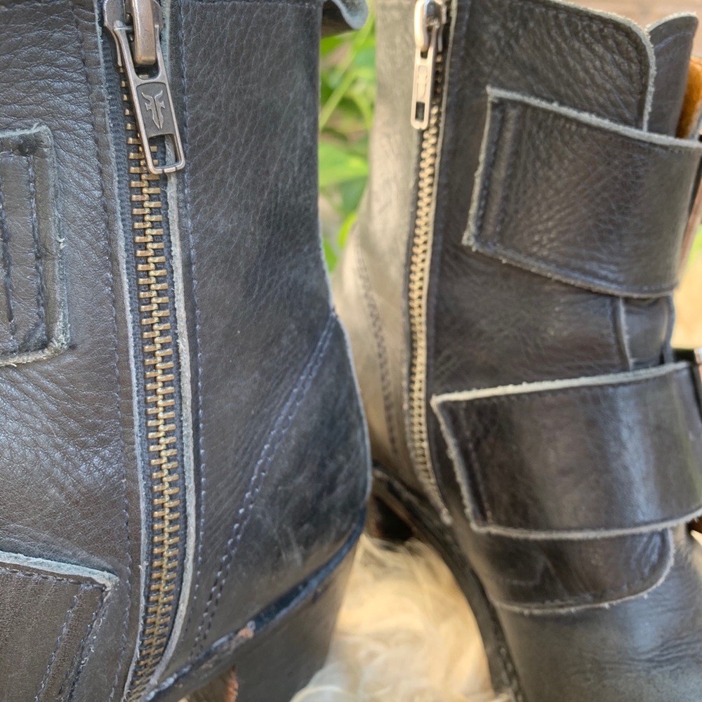 Frye Black Leather Buckle Boot Size 6 - Picture 5 of 9